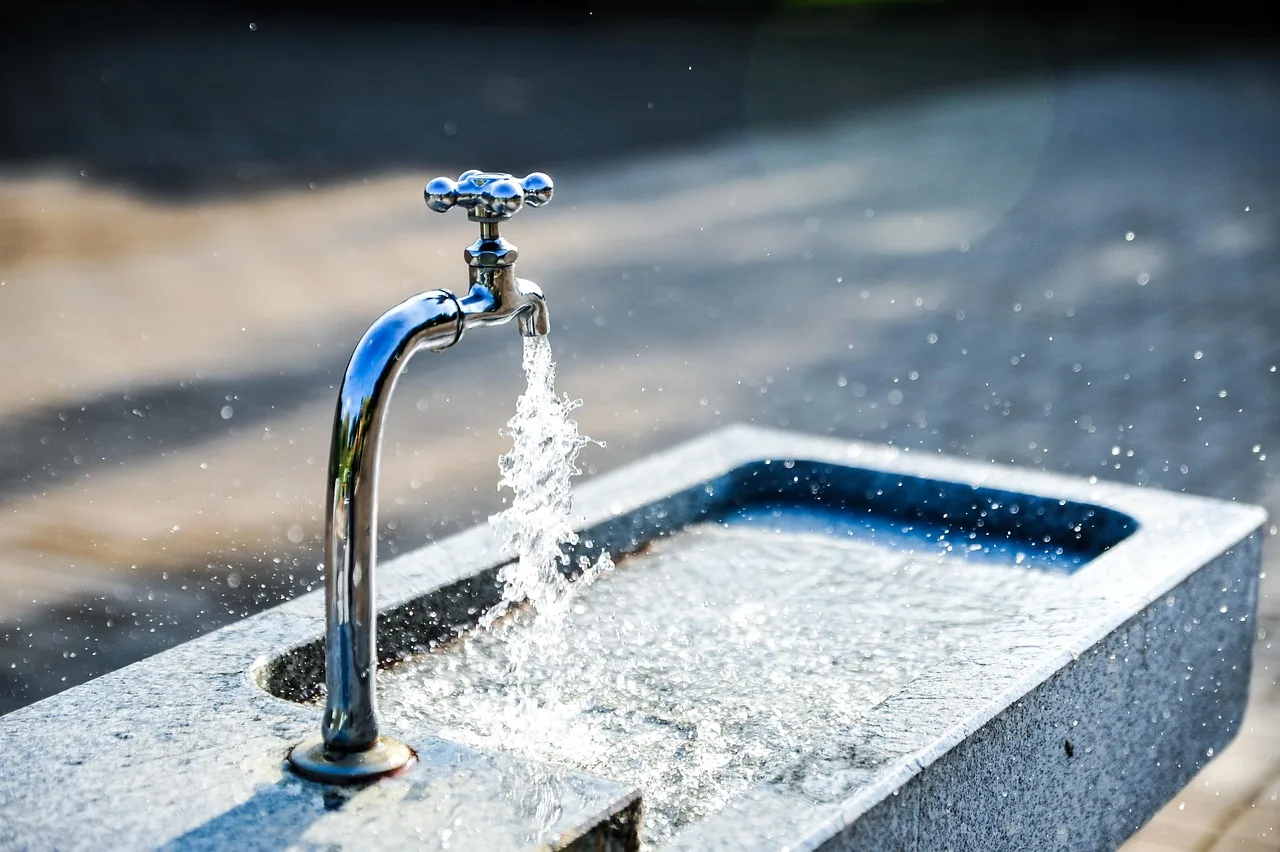 faucet, sink, tap, tap water, flow, flowing water, fresh water, clean water, wet, splashing, splash, nature, water, fountain, water fountain. Water restoration services packages: a three-part offer